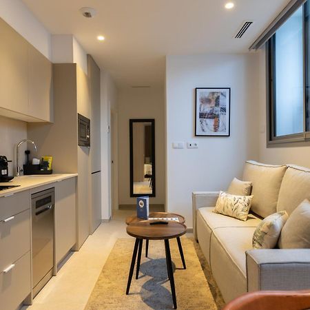 Arena Basic Aparthotel บาเลนเซีย ภายนอก รูปภาพ
