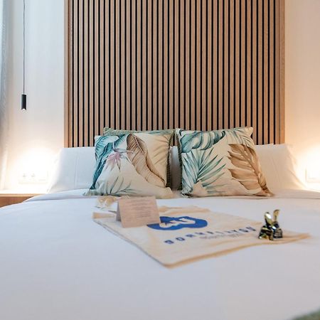 Arena Basic Aparthotel บาเลนเซีย ภายนอก รูปภาพ
